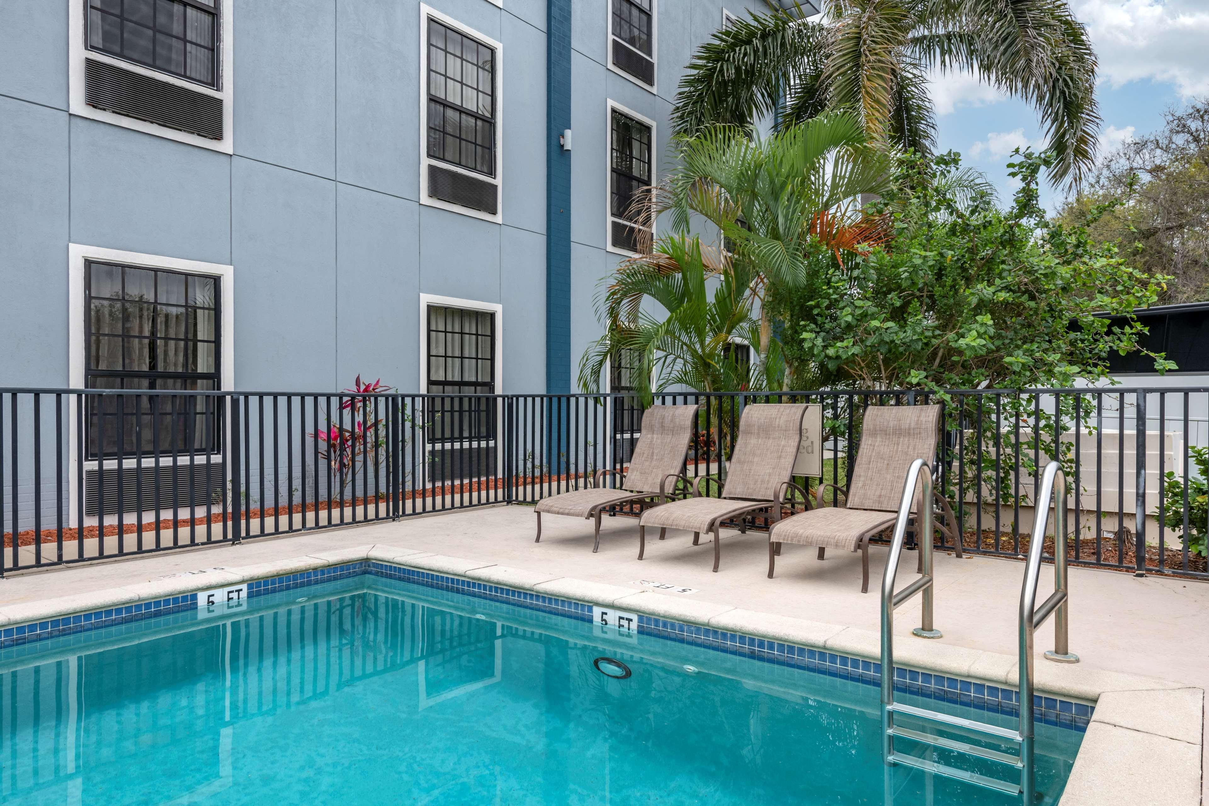 Best Western Plus Bradenton Gateway Hotel Экстерьер фото