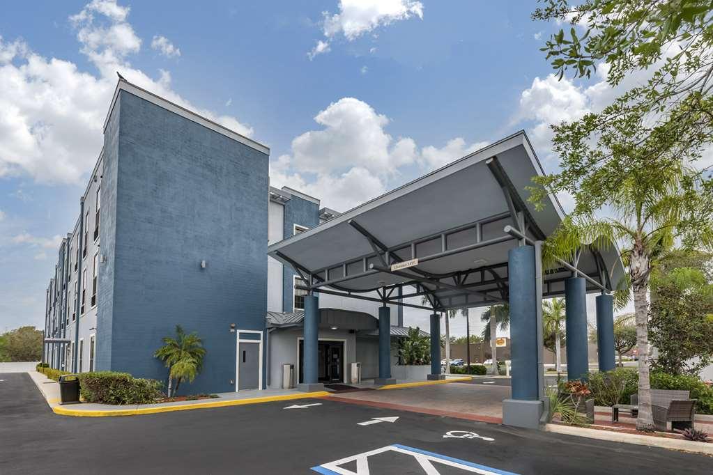 Best Western Plus Bradenton Gateway Hotel Экстерьер фото
